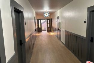 , 125 Broadway, Redondo Beach, CA 90277 - 6