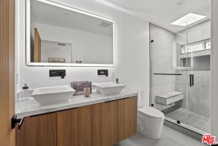 Single Family Residence, 5517 Sunnyslope ave, Sherman Oaks, CA 91401 - 15