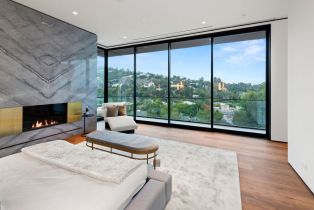 Single Family Residence, 1130 Angelo dr, Beverly Hills, CA 90210 - 10