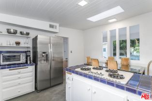 Single Family Residence, 1501 Schuyler rd, Beverly Hills, CA 90210 - 7