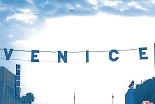 Apartment, 2318 Strongs dr, Venice, CA 90291 - 3