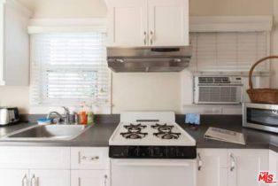 Apartment, 2318 Strongs dr, Venice, CA 90291 - 17