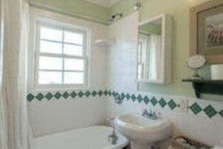 Apartment, 2318 Strongs dr, Venice, CA 90291 - 19