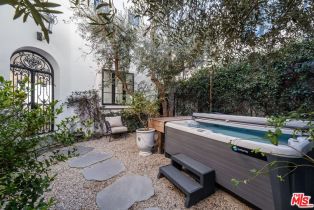 Single Family Residence, 27212 Escondido Beach rd, Malibu, CA 90265 - 4