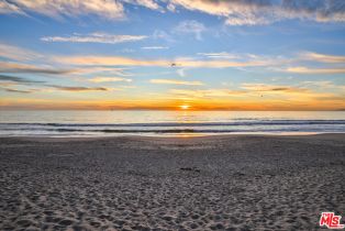 Single Family Residence, 2207 Ocean Front walk, Venice, CA 90291 - 36