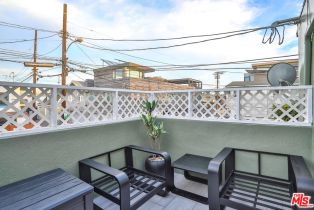 Single Family Residence, 2207 Ocean Front walk, Venice, CA 90291 - 25