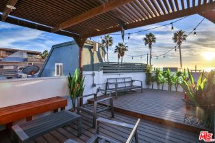 Single Family Residence, 2207 Ocean Front walk, Venice, CA 90291 - 27