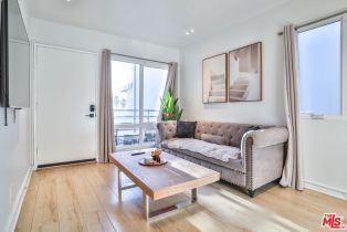 Single Family Residence, 2207 Ocean Front walk, Venice, CA 90291 - 11