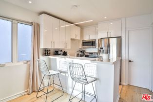 Single Family Residence, 2207 Ocean Front walk, Venice, CA 90291 - 13