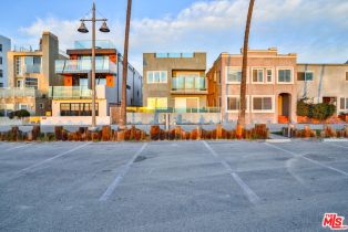 Single Family Residence, 2207 Ocean Front walk, Venice, CA 90291 - 2