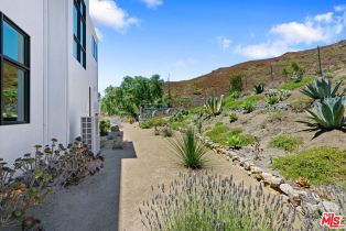 Single Family Residence, 34067 Mulholland hwy, Malibu, CA 90265 - 27