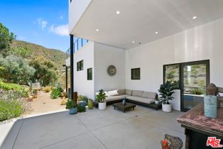 Single Family Residence, 34067 Mulholland hwy, Malibu, CA 90265 - 11