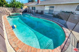 Single Family Residence, 2425 Dusan st, Simi Valley, CA 93065 - 35