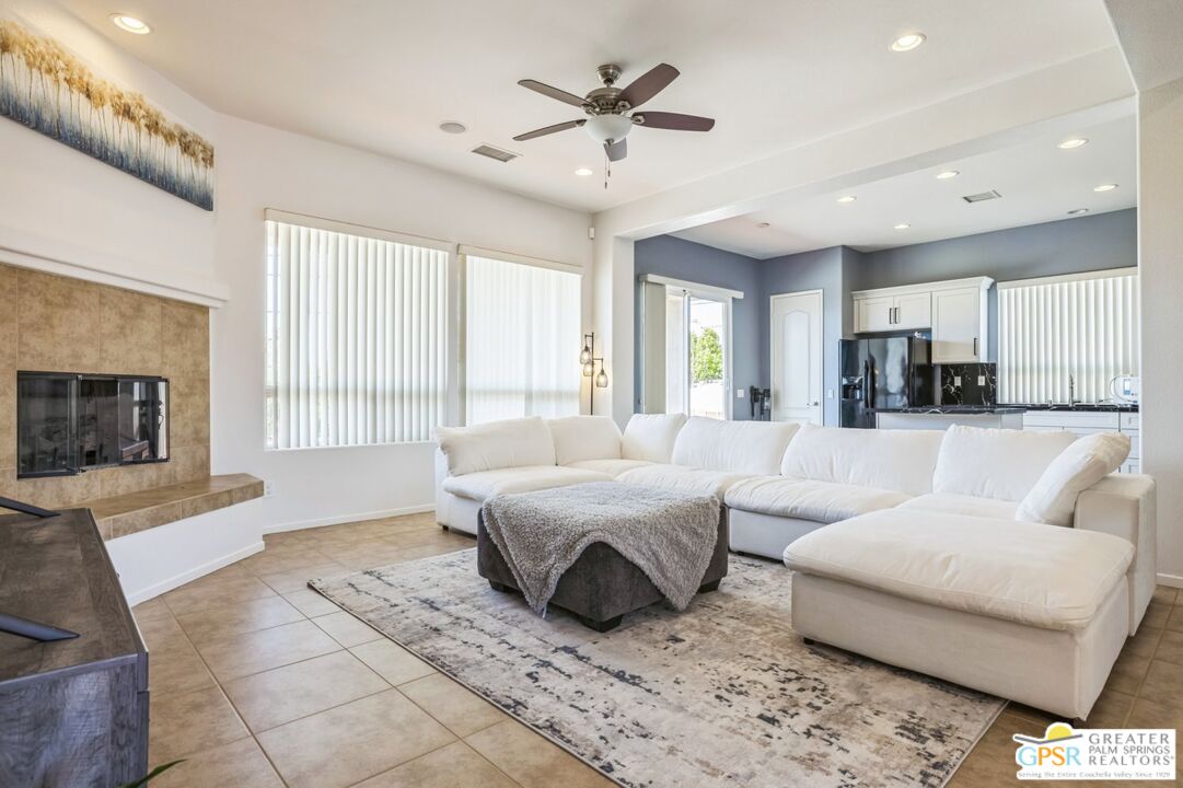 Single Family Residence, 11351 Pomelo dr, Desert Hot Springs, CA 92240 - 1