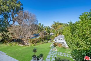 Single Family Residence, 19333 Wells dr, Tarzana, CA 91356 - 43