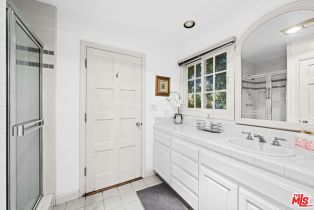 Single Family Residence, 19333 Wells dr, Tarzana, CA 91356 - 48