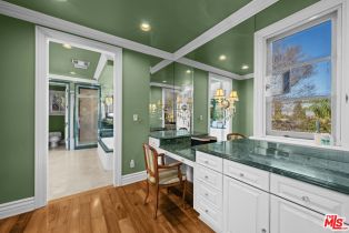 Single Family Residence, 19333 Wells dr, Tarzana, CA 91356 - 23