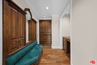 Single Family Residence, 19333 Wells dr, Tarzana, CA 91356 - 26