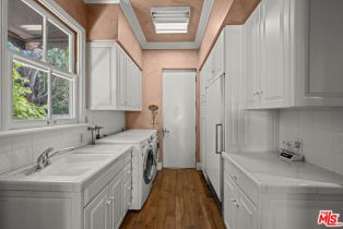 Single Family Residence, 19333 Wells dr, Tarzana, CA 91356 - 49