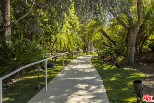 Single Family Residence, 1210 Benedict Canyon dr, Beverly Hills, CA 90210 - 12