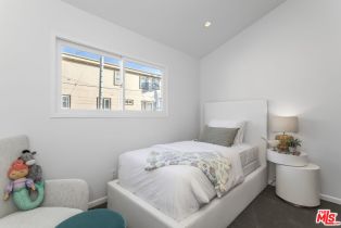 Single Family Residence, 3001 Grand Canal, Venice, CA 90291 - 49