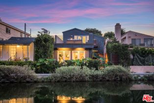 Single Family Residence, 3001   Grand Canal, Venice, CA  Venice, CA 90291