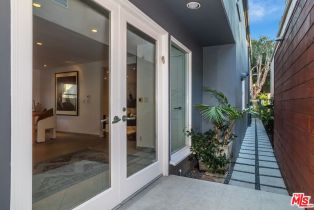Single Family Residence, 3001 Grand Canal, Venice, CA 90291 - 5