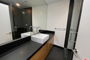 , 555 Rose ave, Venice, CA 90291 - 12