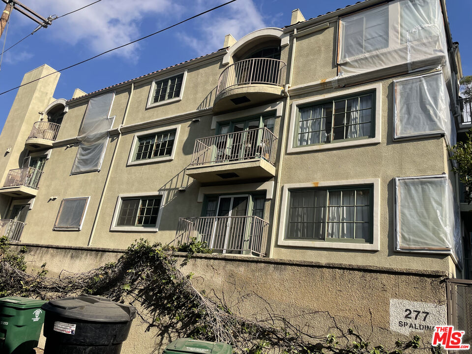 Condominium, 277 Spalding dr, Beverly Hills, CA 90212 - 1