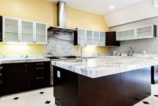 Single Family Residence, 208 Le Doux rd, Beverly Hills, CA 90211 - 8