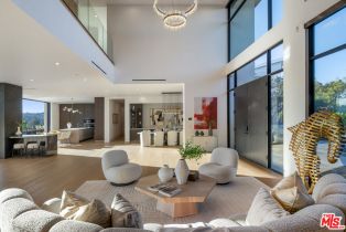 , 16110 Meadowview dr, Encino, CA 91436 - 3