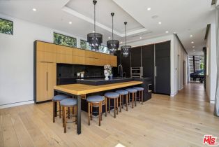 Single Family Residence, 5301 Amestoy ave, Encino, CA 91316 - 17