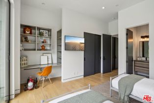 Single Family Residence, 5301 Amestoy ave, Encino, CA 91316 - 39