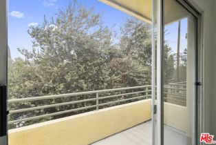 Single Family Residence, 5350 Sepulveda blvd, Sherman Oaks, CA 91411 - 9