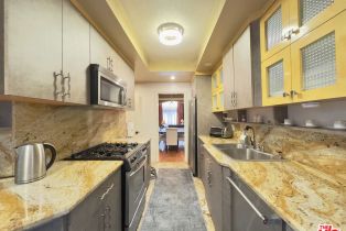 , 8455 FOUNTAIN ave, West Hollywood , CA 90069 - 12