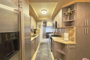 , 8455 FOUNTAIN ave, West Hollywood , CA 90069 - 9