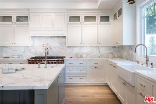 , 530 Arbramar ave, Pacific Palisades, CA 90272 - 8