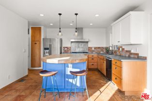 Single Family Residence, 3029 Sequit dr, Malibu, CA 90265 - 4