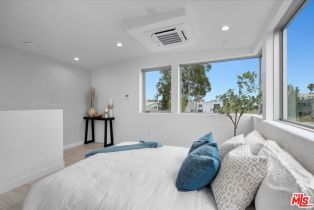 Single Family Residence, 541 Rose ave, Venice, CA 90291 - 22