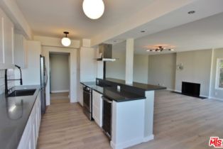 Residential Income, 372 Pershing dr, Playa Del Rey , CA 90293 - 6