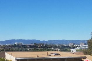 Residential Income, 372 Pershing dr, Playa Del Rey , CA 90293 - 4