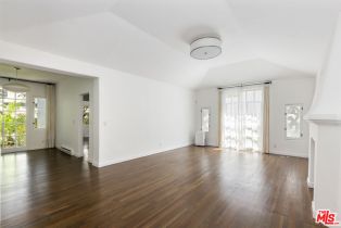 , 8491 FOUNTAIN ave, West Hollywood , CA 90069 - 7