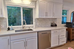 , 1573 Benedict Canyon dr, Beverly Hills, CA 90210 - 8