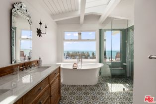 , 32054 PACIFIC COAST HIGHWAY, Malibu, CA 90265 - 32