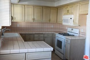 Apartment, 1818 Greenfield ave, Westwood, CA 90025 - 10