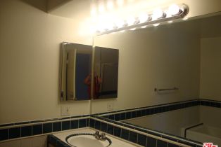 Apartment, 1818 Greenfield ave, Westwood, CA 90025 - 4