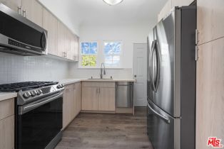 Apartment, 228 REEVES dr, Beverly Hills, CA 90212 - 4