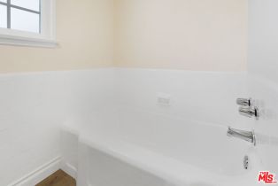 Apartment, 228 REEVES dr, Beverly Hills, CA 90212 - 10