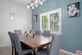 Condominium, 121  S Palm Dr, Beverly Hills, CA  Beverly Hills, CA 90212