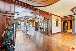 Single Family Residence, 19000 Dorlon dr, Tarzana, CA 91356 - 38